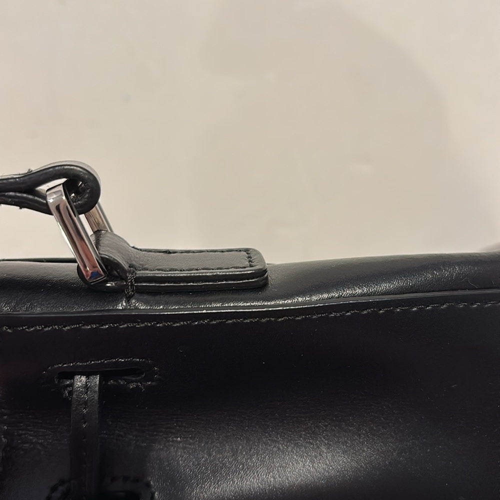 Agnes B. Black Crossbody Bag - Picture 9 of 14
